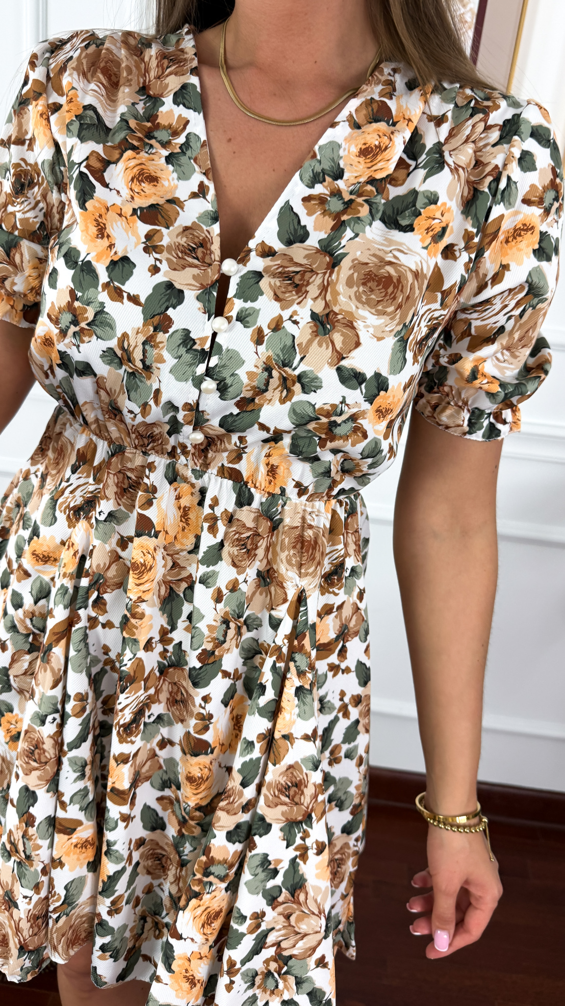 Sukienka w kwiatowy print Abby short biała-żółta Sukienka w kwiatowy print Abby short biała-żółta