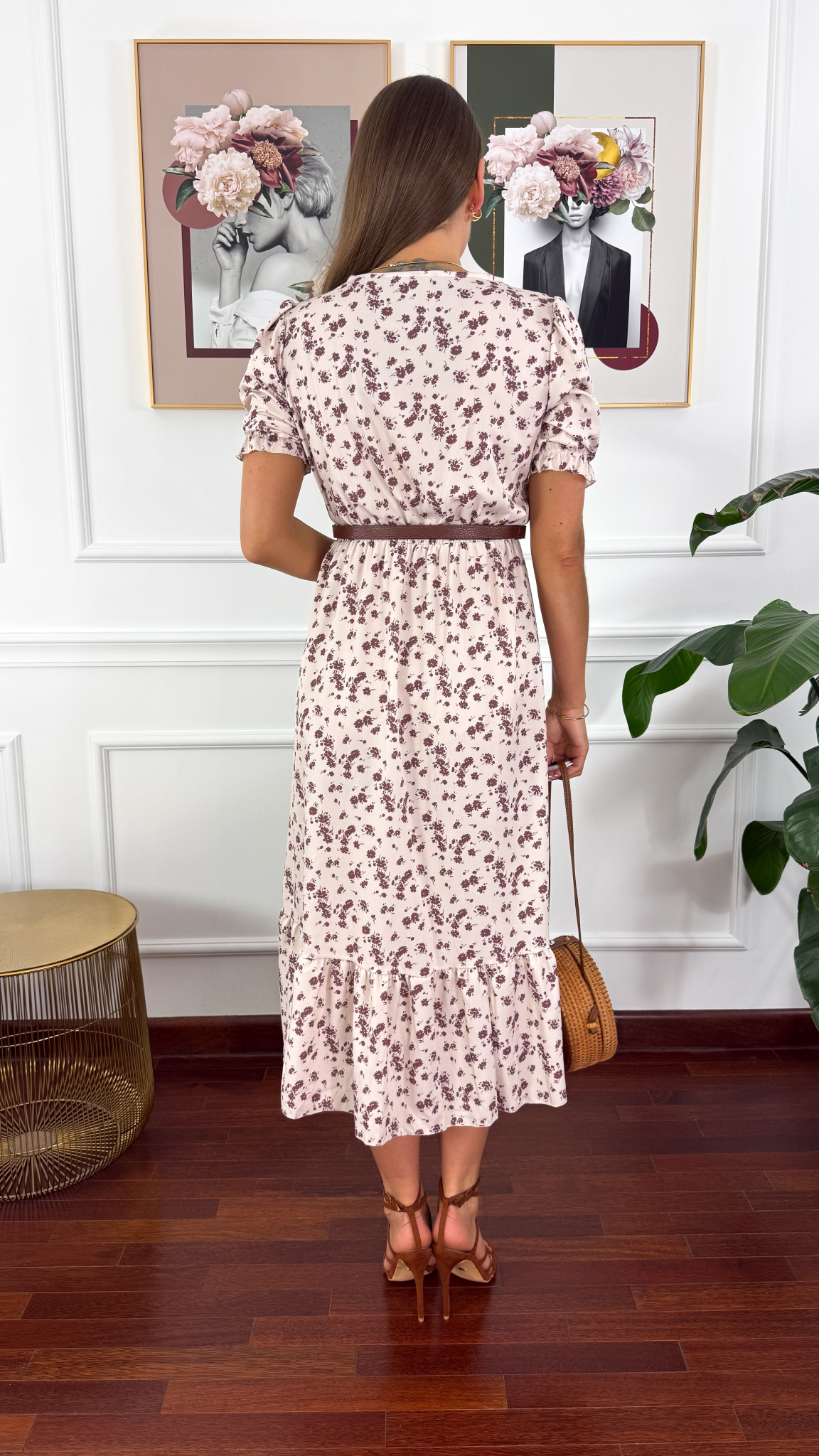 Sukienka midi w kwiatowy print Abby beżowa-brązowa Sukienka midi w kwiatowy print Abby beżowa-brązowa